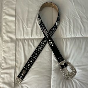 Women’s western crystal like belt.
